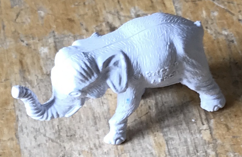Jouets · Elephants Blancs