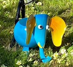 Objets insolites · Au Jardin