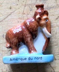 Objets insolites · Feves