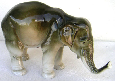 Diverses matières · Elephants EN Porcelaine - Ceramique