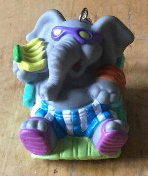 Porte-clés · Porte-clés-pluche-centimètre